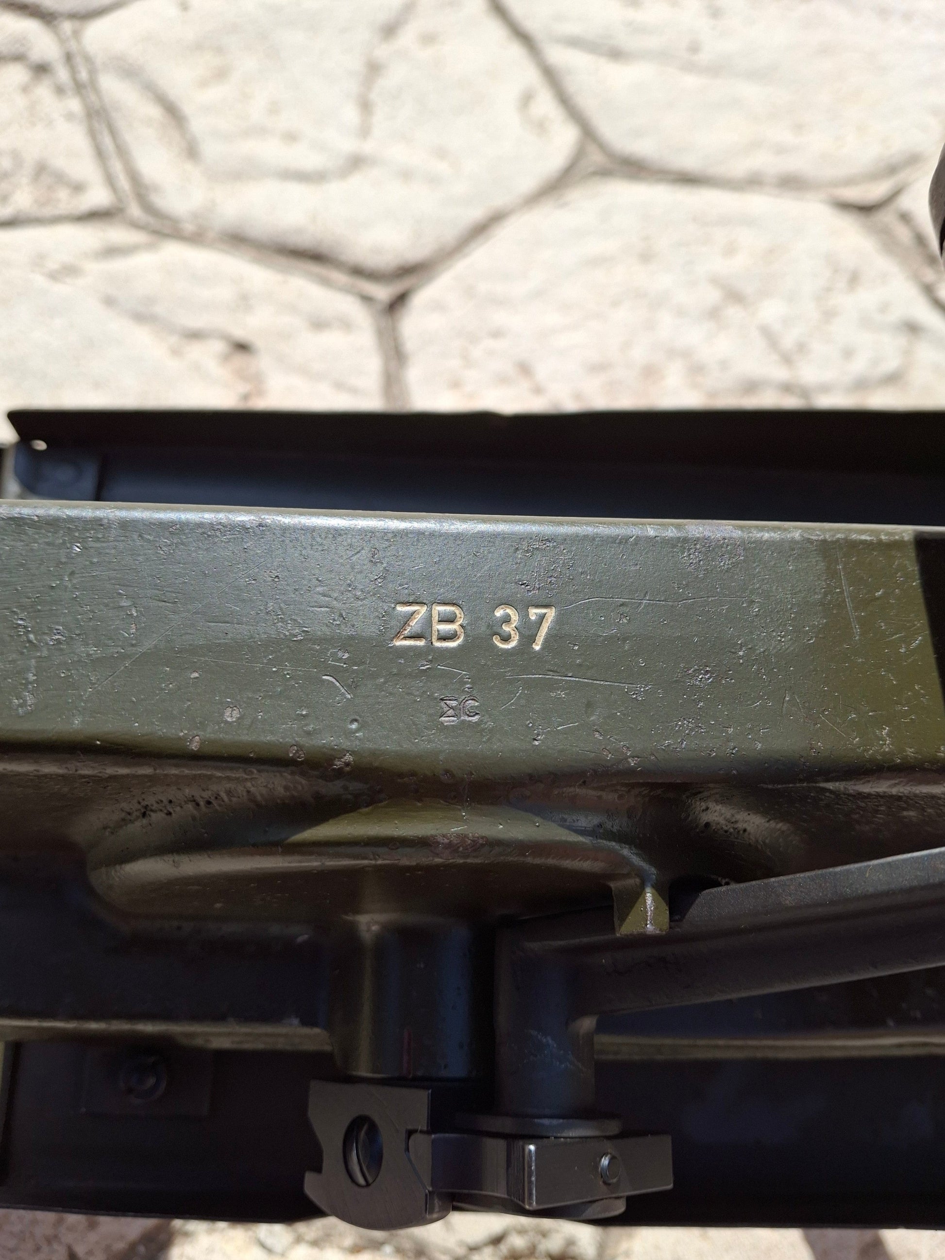 CGP MG37 ZB37 Gurtlader Gurtfüller , CZ für Südamerika