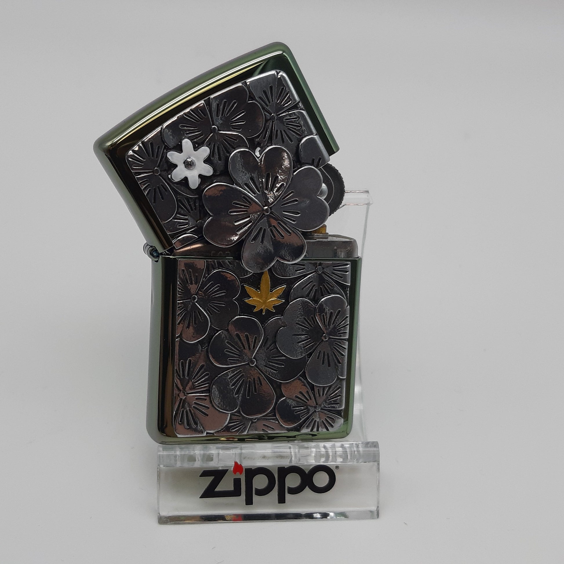 Zippo Zippo Benzinfeuerzeug Trick Clover Leaf - Limited Edition XXX/500